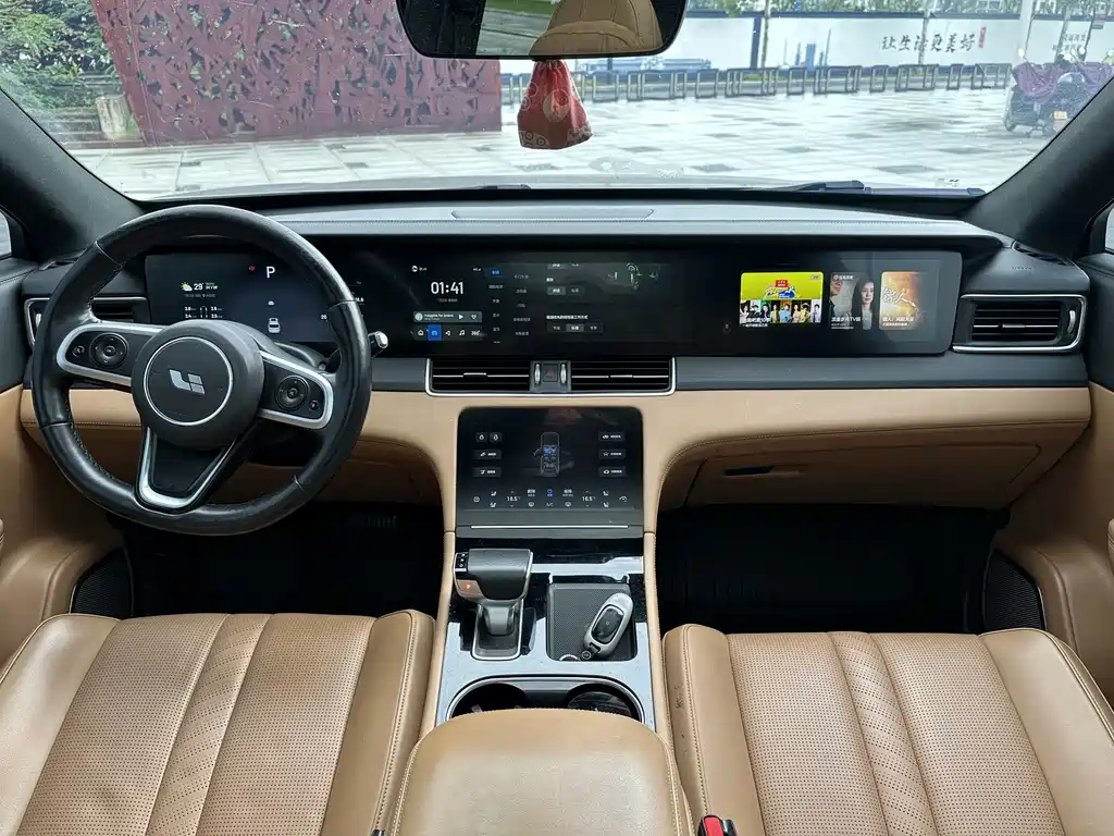 Li Auto ONE 2020 6 мест