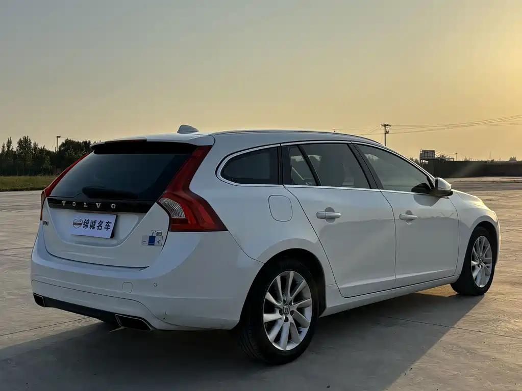 Volvo V60 — миниатюра 4