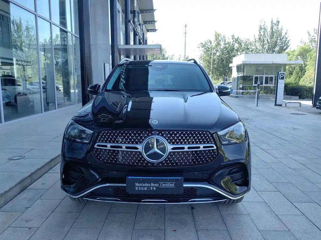 Mercedes-Benz GLE (Import) — миниатюра 2