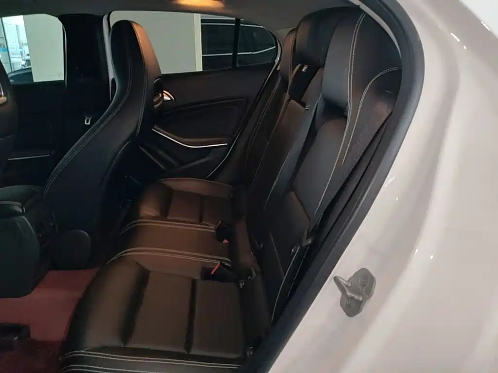 Mercedes-Benz GLA — миниатюра 17