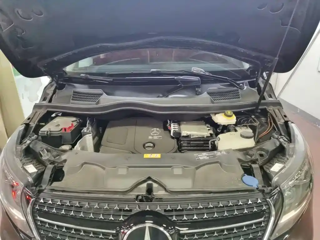 Mercedes-Benz V-Class — миниатюра 20