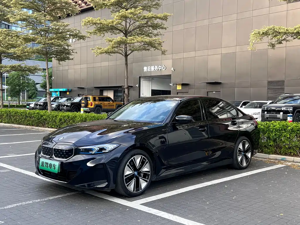 BMW i3 2023 eDrive 40 L Sport
