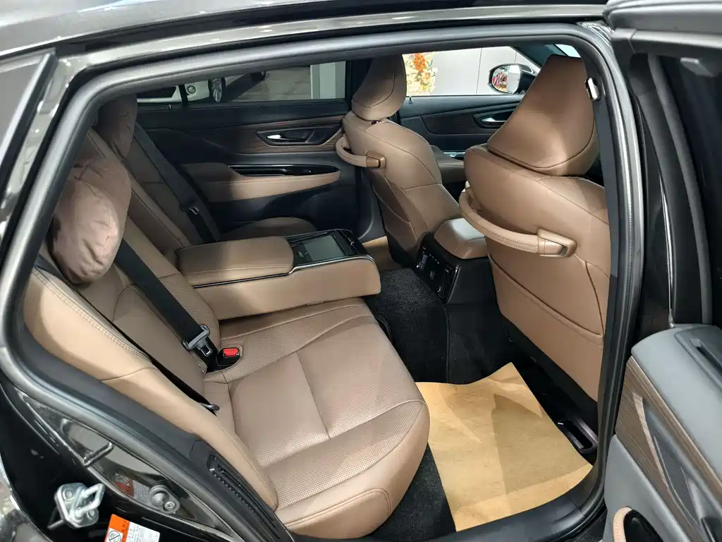 Toyota Crown 2024 2.5L