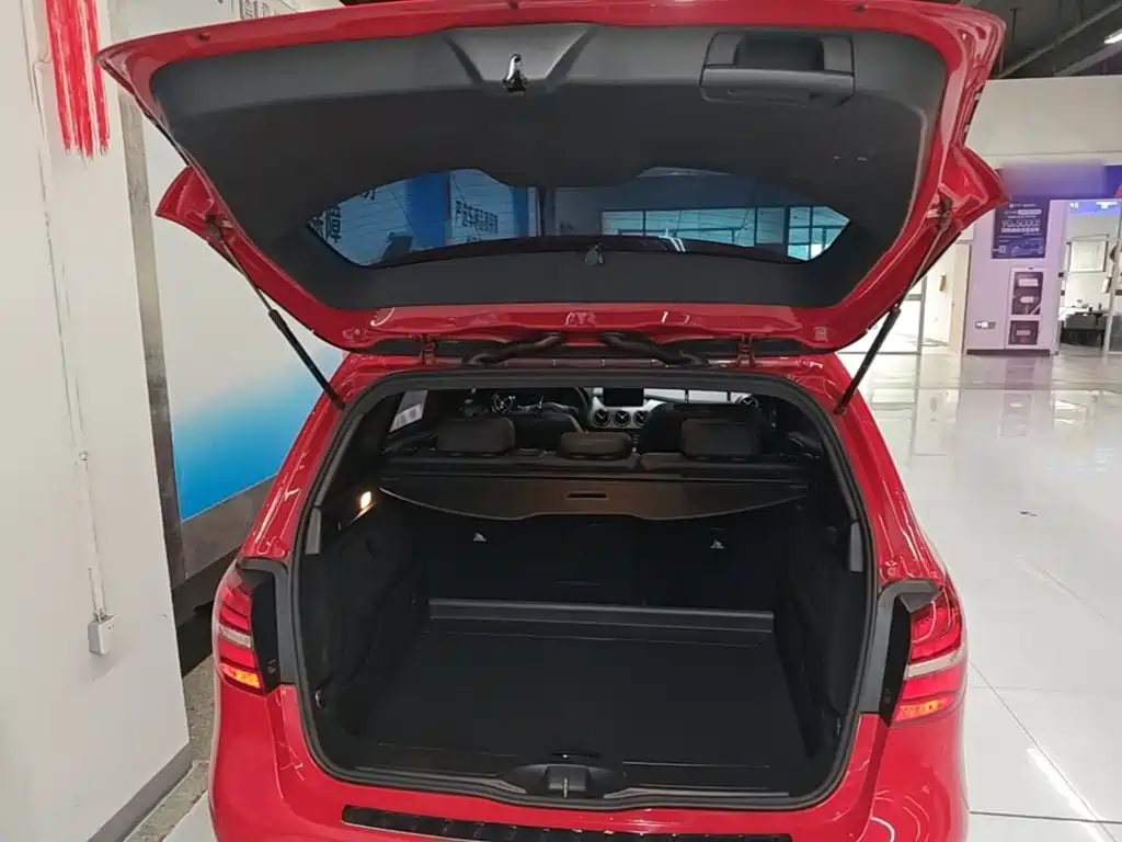 Mercedes-Benz B-Class — миниатюра 19