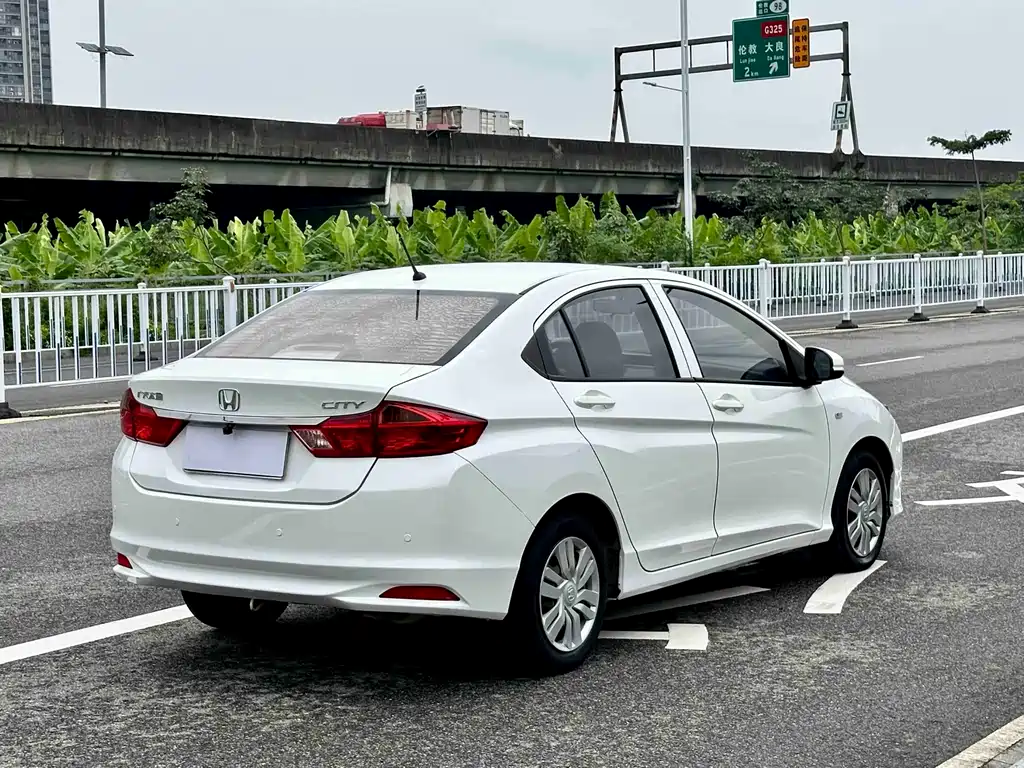 Honda City 1.5L CVT Comfort Edition, фото 6