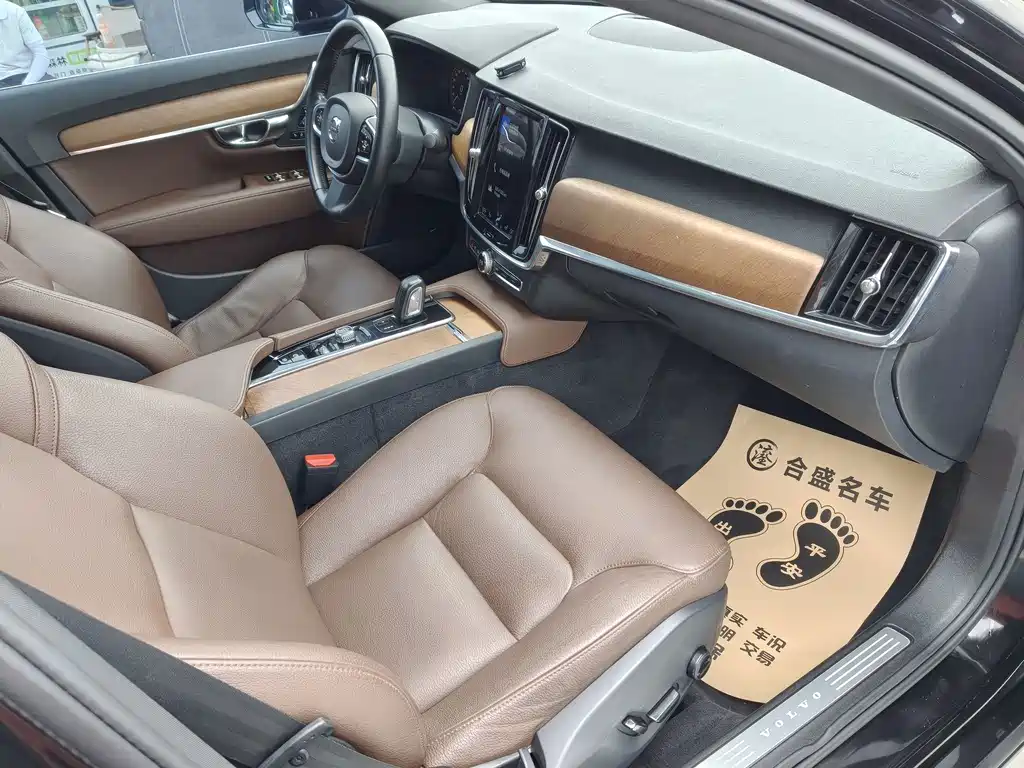 Volvo S90 — миниатюра 21