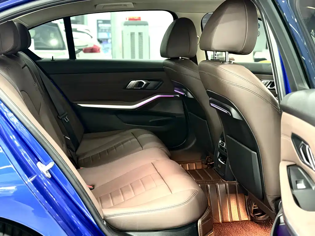 BMW 3 Series — миниатюра 10