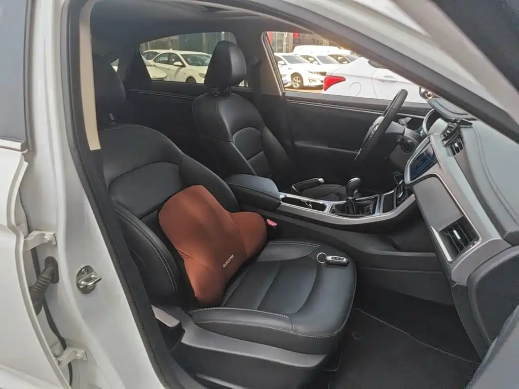 Geely Emgrand GL — миниатюра 25