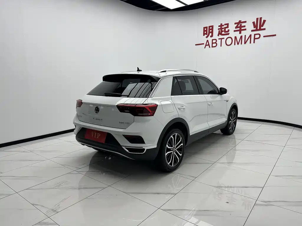 Volkswagen T-Roc 2022 280TSI DSG PLUS