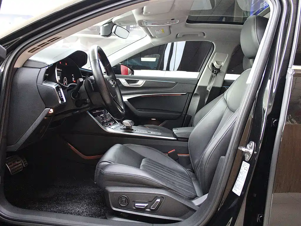 Audi A6L — миниатюра 7
