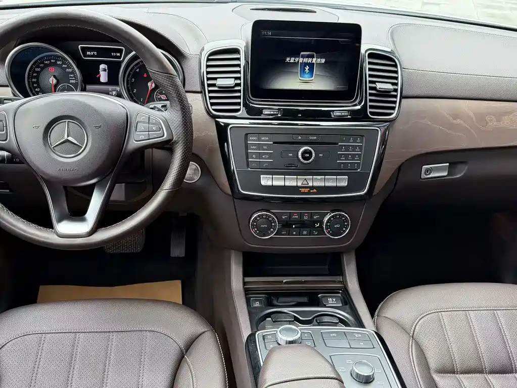 Mercedes-Benz GLE (Import) — миниатюра 8