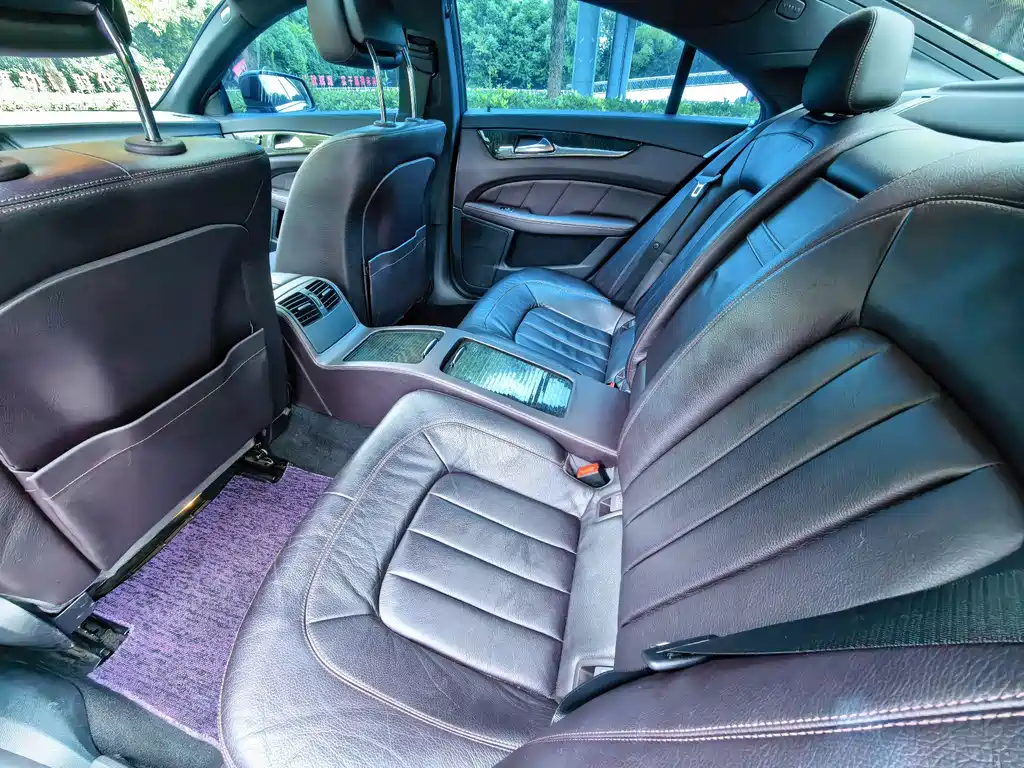 Mercedes-Benz CLS — миниатюра 10