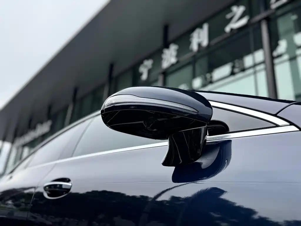 Mercedes-Benz CLS — миниатюра 18