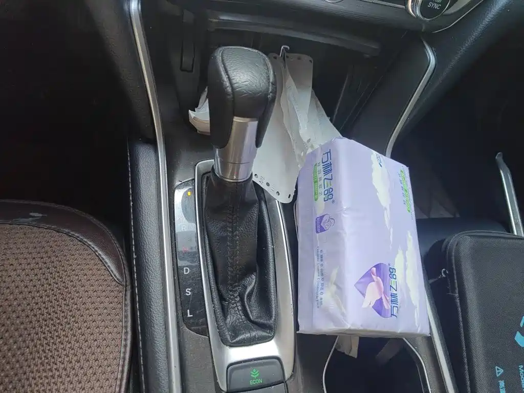 Honda Accord — миниатюра 17