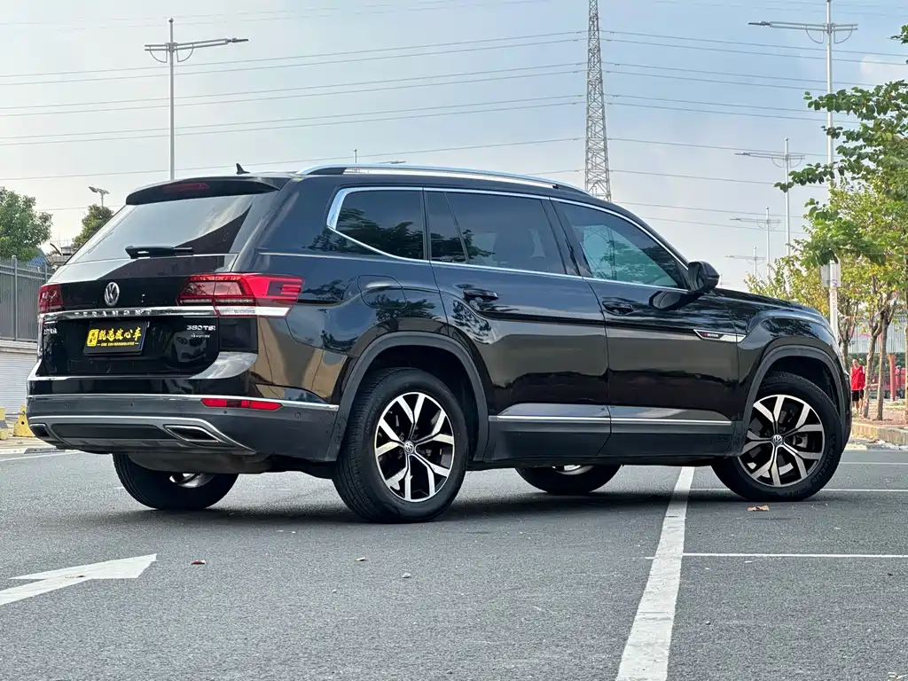 Volkswagen Teramont — миниатюра 6
