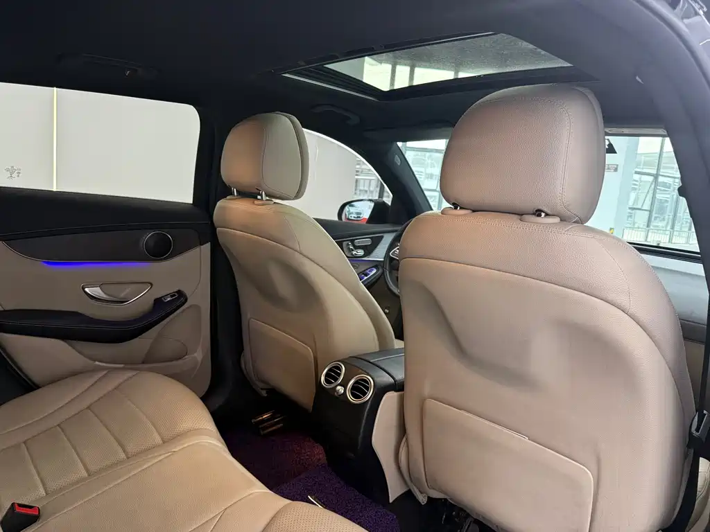 Mercedes-Benz EQC — миниатюра 10