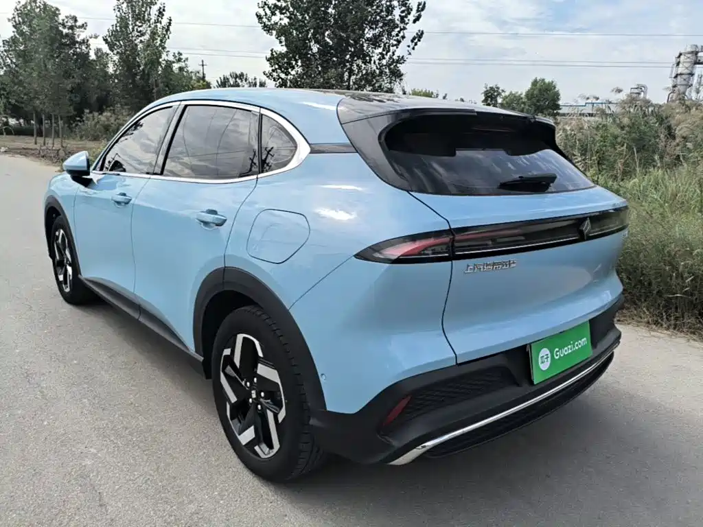 Baojun Yunhai — миниатюра 5