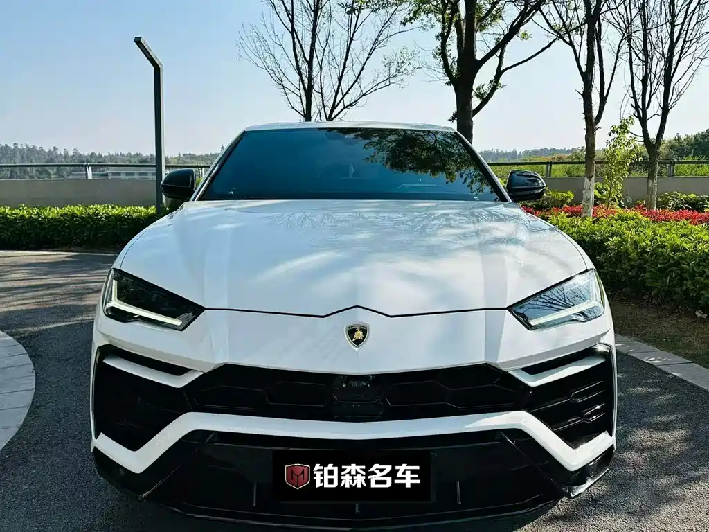 Lamborghini Urus 2021 4.0T V8