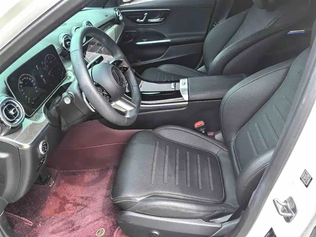 Mercedes-Benz C-Class — миниатюра 6