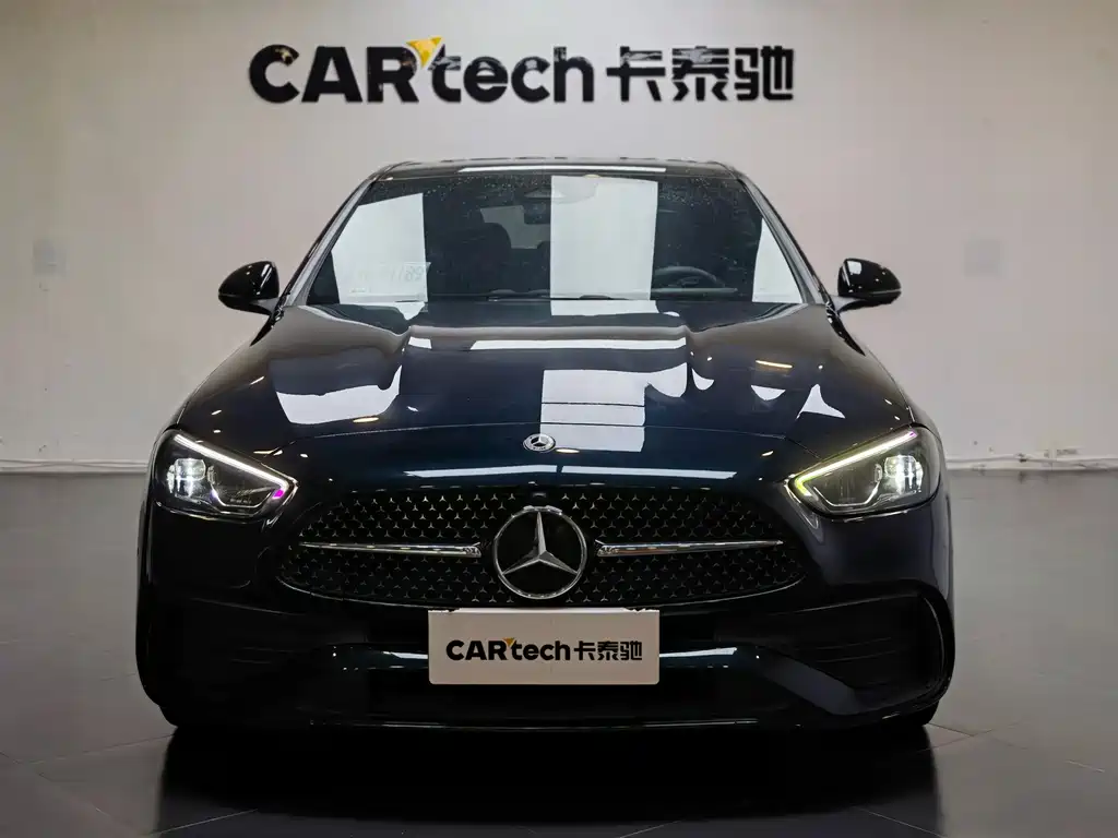 Mercedes-Benz C-Class — миниатюра 2