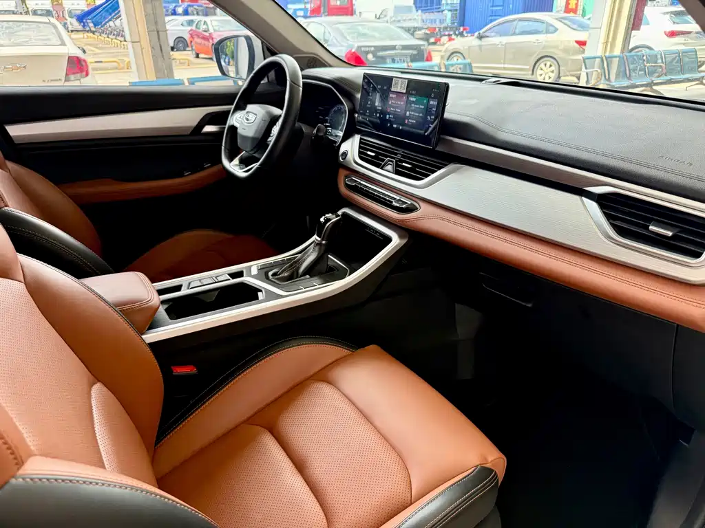 Geely Vision X6 — миниатюра 10