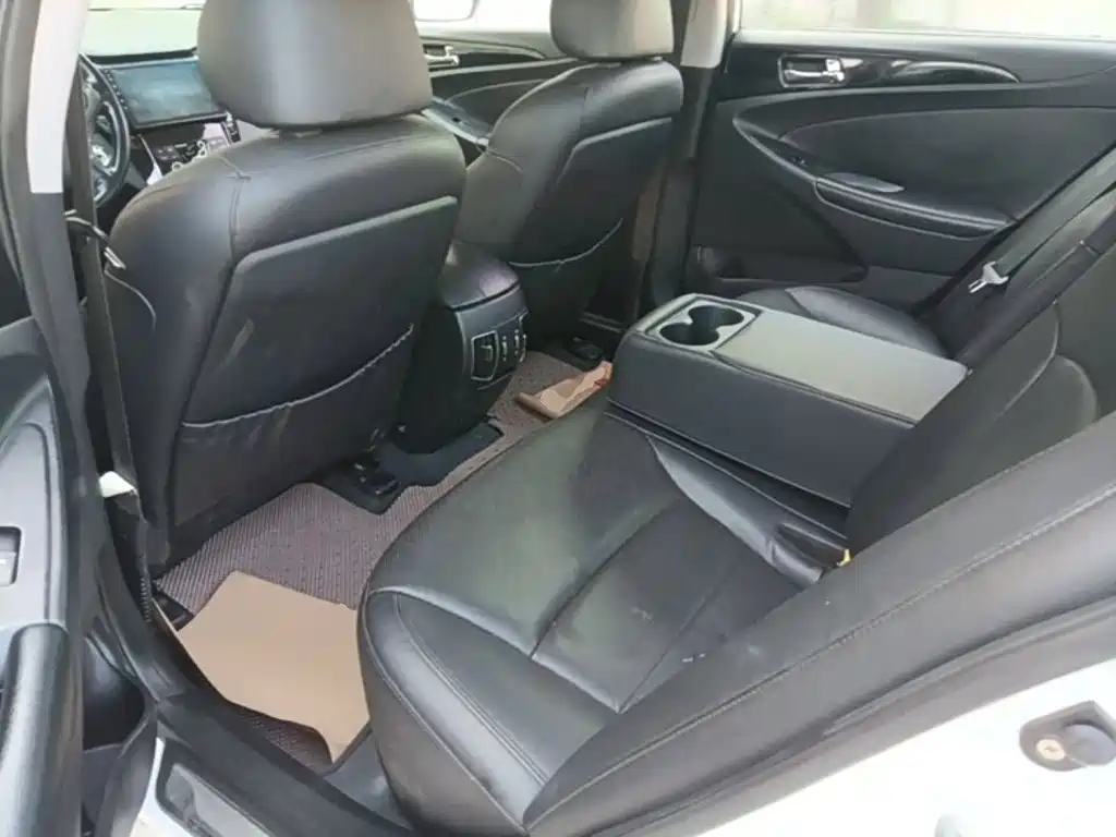 Hyundai Sonata — миниатюра 17