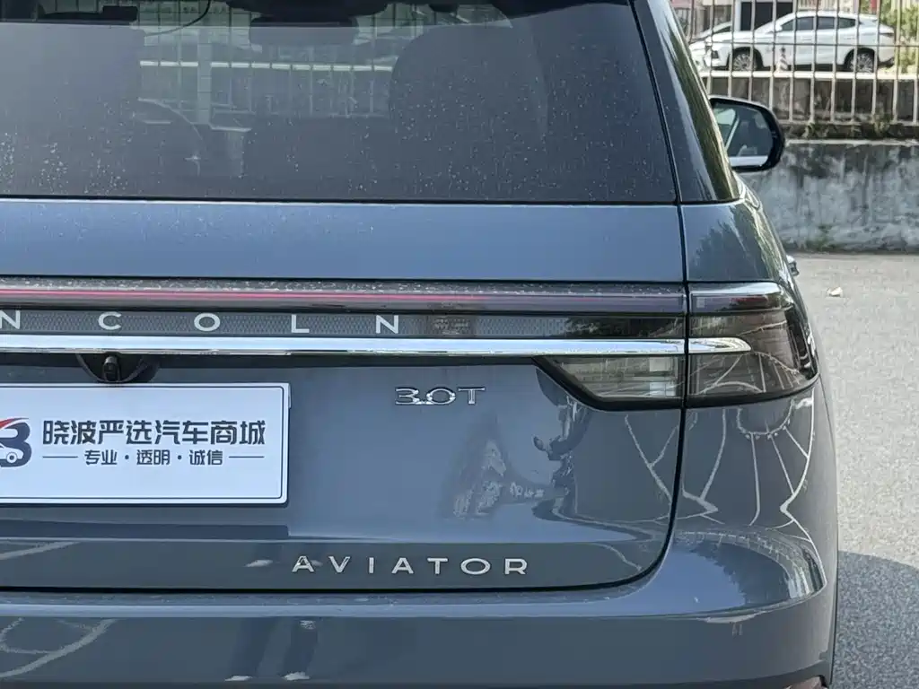 Lincoln Aviator — миниатюра 10