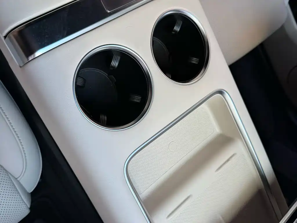 Li Auto Li L9 — миниатюра 5