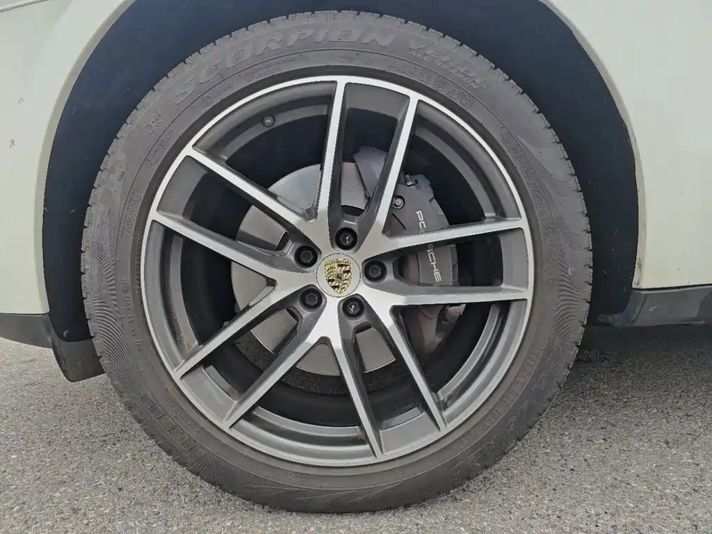 Porsche Macan — миниатюра 15