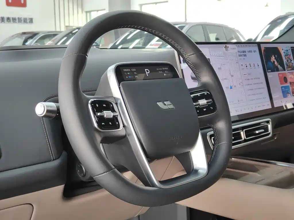 Li Auto Li L8 — миниатюра 10