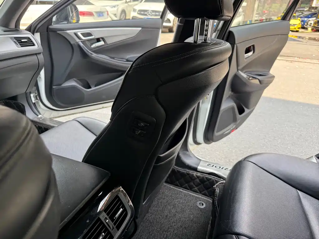 Honda Spirior — миниатюра 8