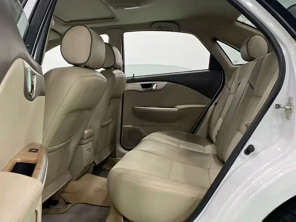 Buick Excelle 2015 1.5L MT