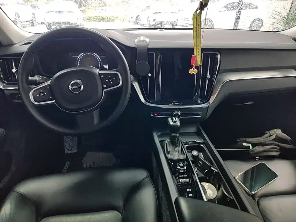 Volvo S60 — миниатюра 10