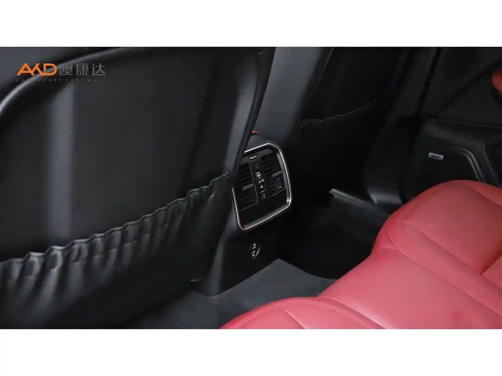 Porsche Macan — миниатюра 9
