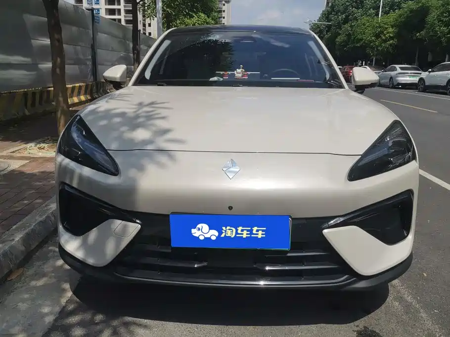 Baojun Yunhai — миниатюра 2