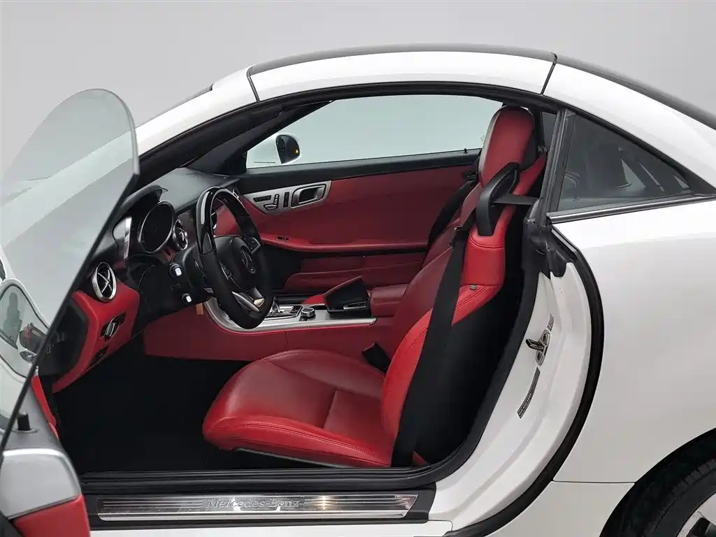 Mercedes-Benz SLC 2016 SLC 200 Fashion