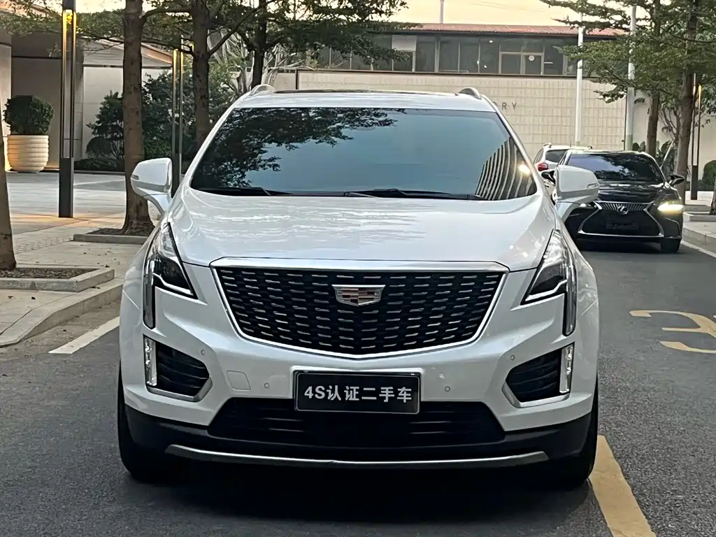 CADILLAC XT5