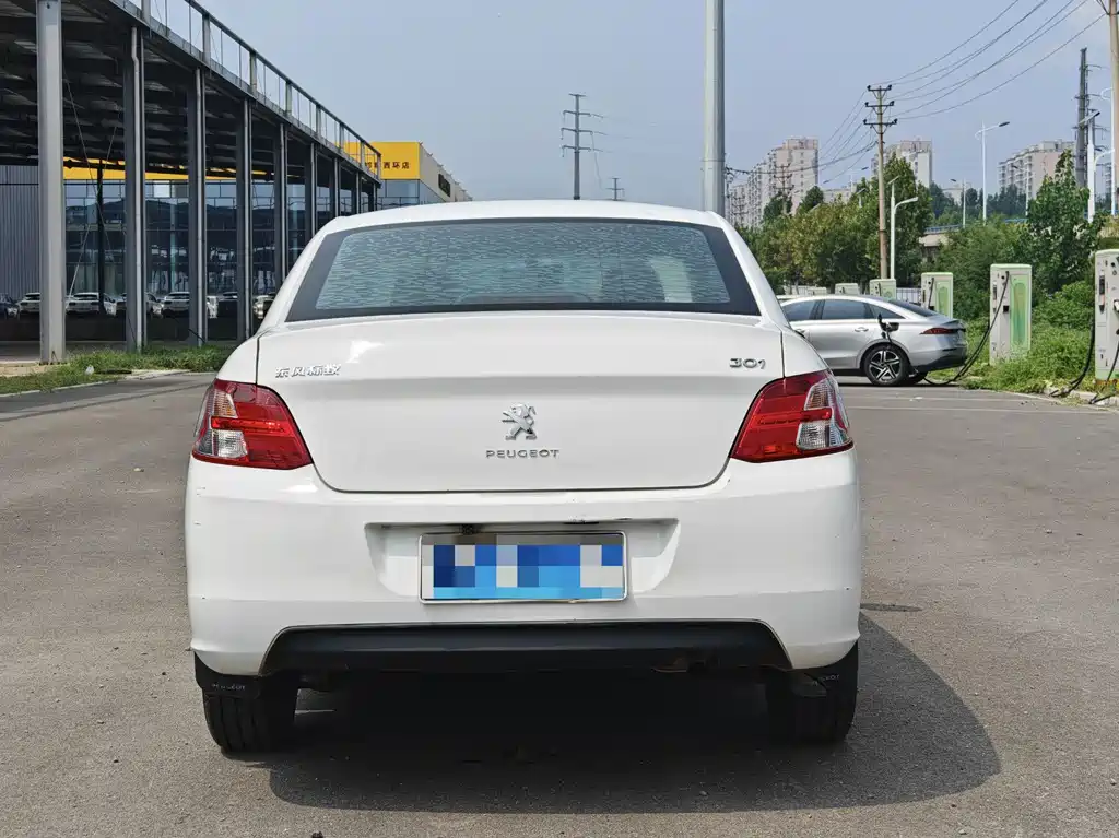 Peugeot 301 — миниатюра 12