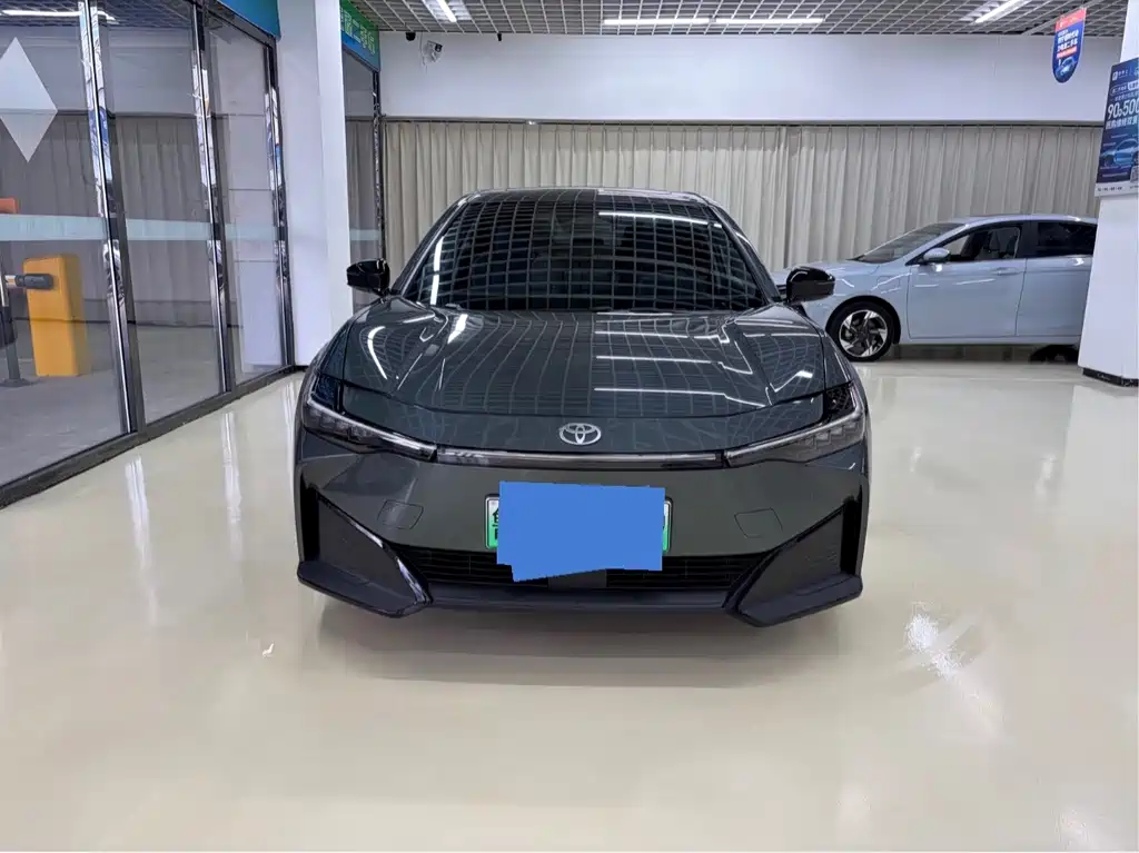Toyota bZ3 — миниатюра 2