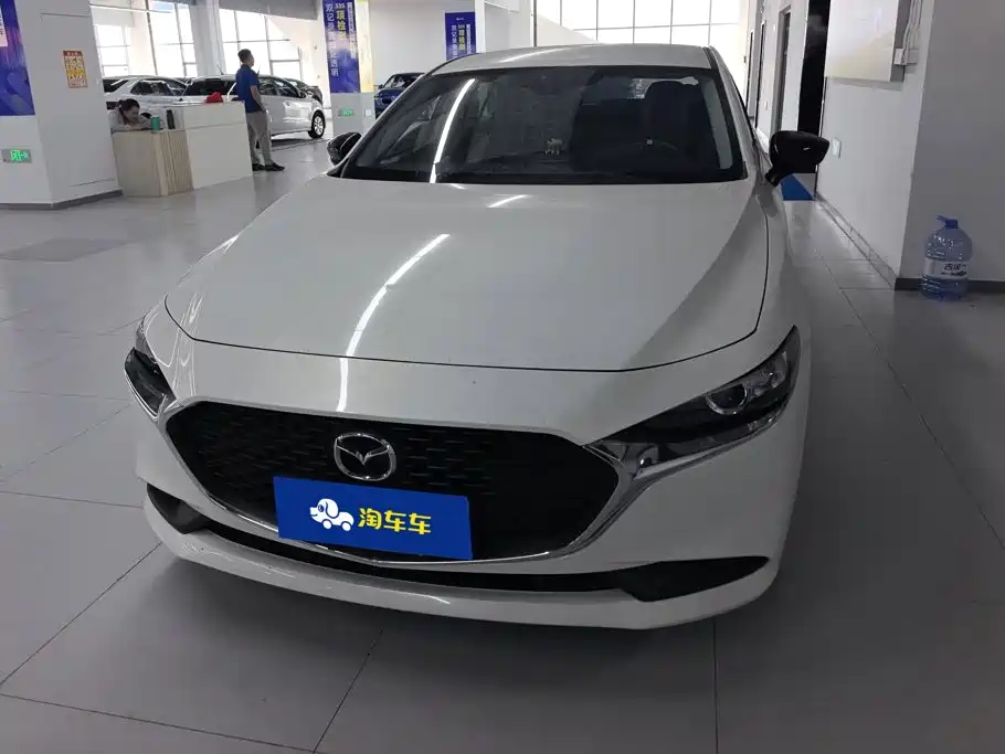 Mazda 3 Axela — миниатюра 2