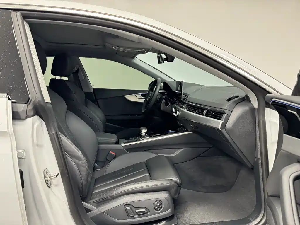 Audi A5 (Import) — миниатюра 15
