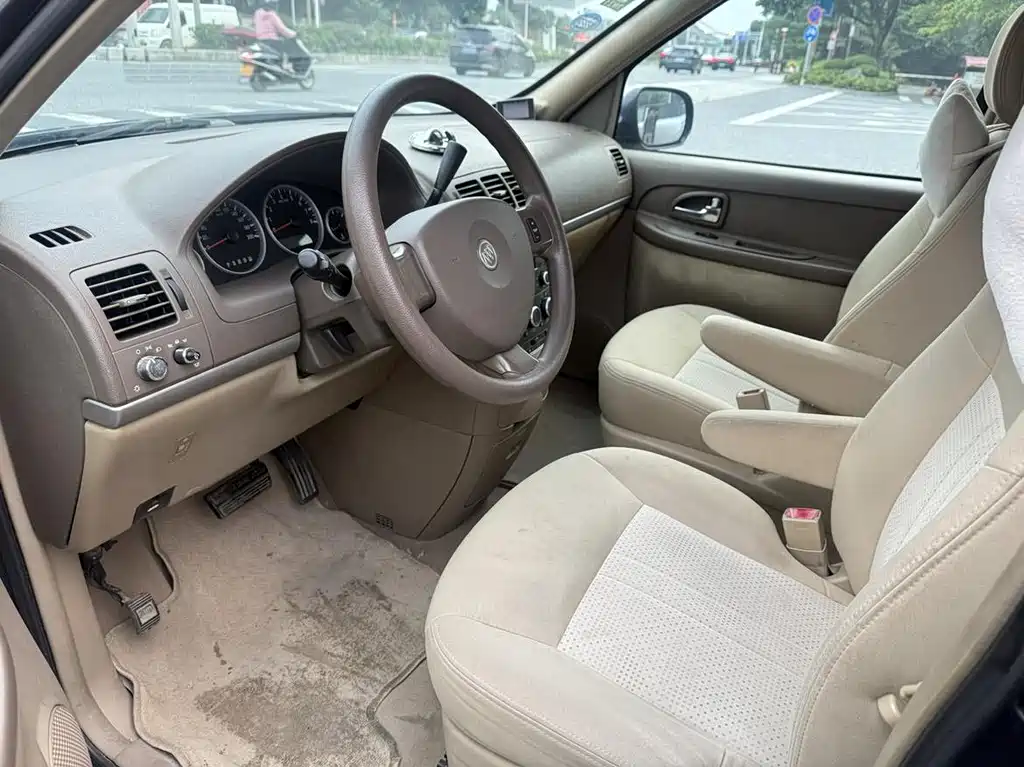 Buick GL8 2014 2.4L