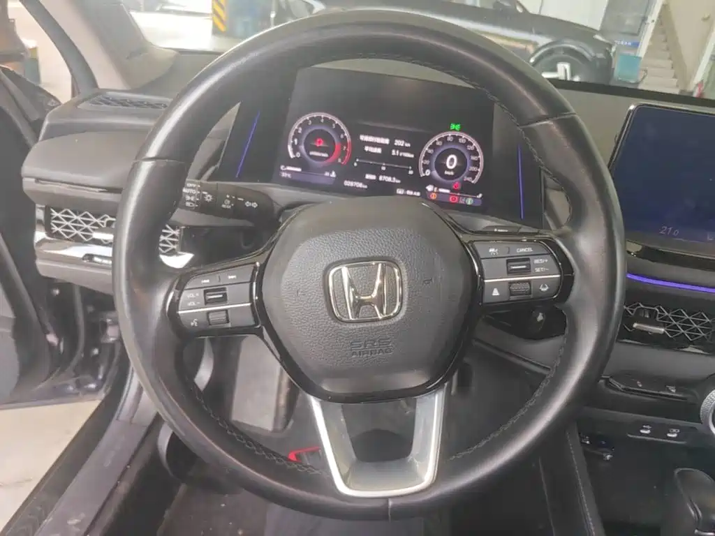 Honda Accord — миниатюра 11