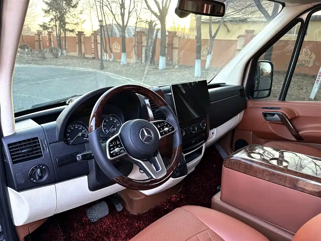 Mercedes-Benz Sprinter 2018 3.5L AT