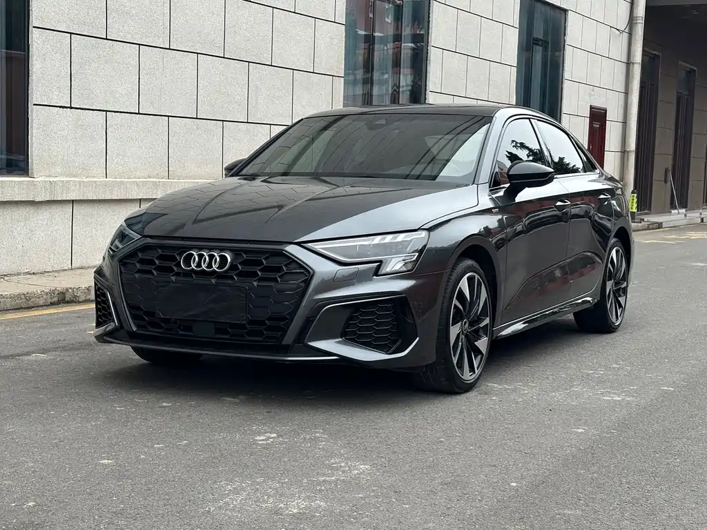 Купить Audi A3