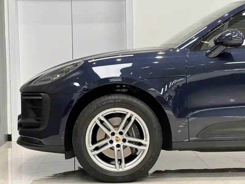Porsche Macan — миниатюра 8