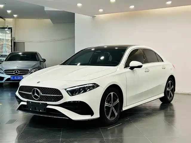 MERCEDES-BENZ A CLASS