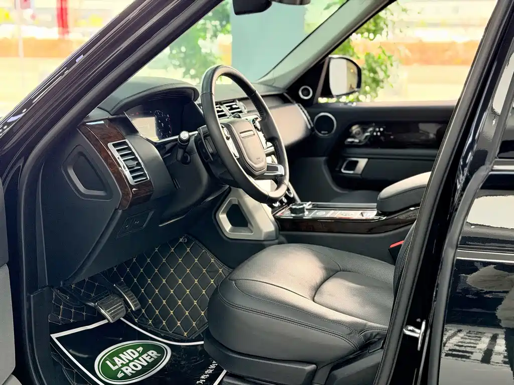 Land Rover Range Rover 2020 3.0 L6 Long Wheelbase