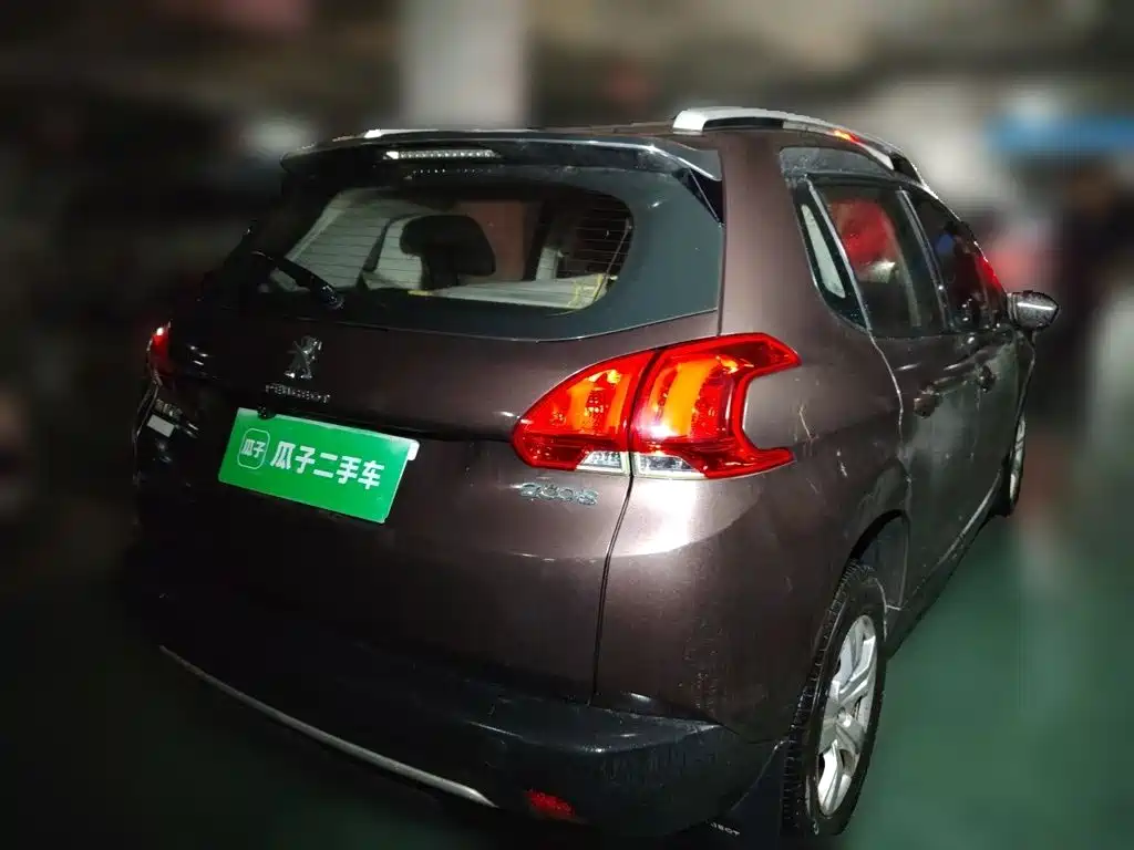 Peugeot 2008 2014 1.6L MT