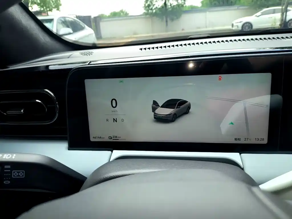 Leapmotor Leapmotor C01 — миниатюра 12